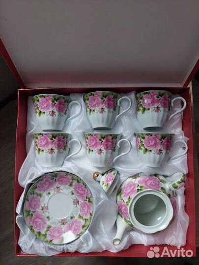 Сервиз чайный фарфор 13 предметов