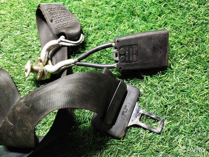 Замок ремня безопасности зад. левая Skoda Fabia I