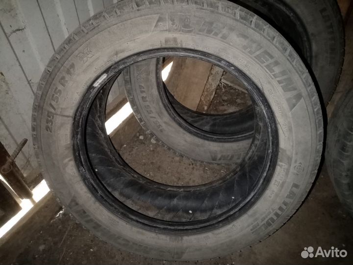 Michelin Latitude Tour HP 235/55 R17 99V