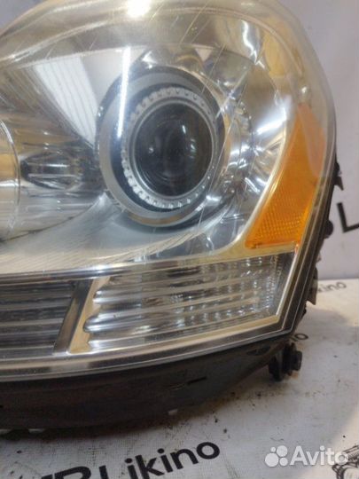 Фара ксеноновая передняя левая Mercedes Gl X164