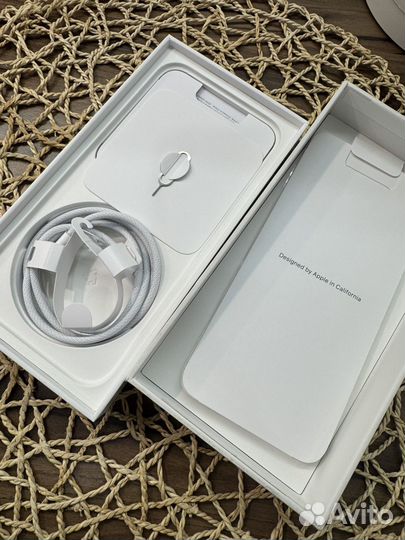 iPhone 15 Pro Max, 256 ГБ