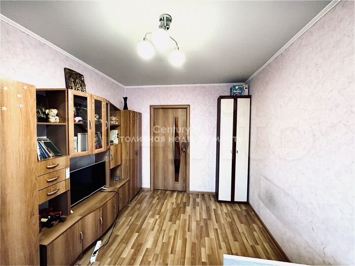 2-к. квартира, 52 м², 10/17 эт.