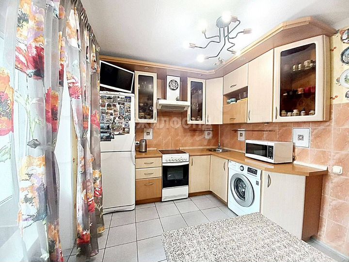 2-к. квартира, 61,4 м², 6/10 эт.