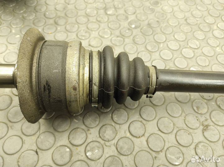 Привод правый Bmw 520I F10 N20B20B 2.0 2011