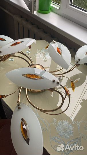 Люстра потолочная 6 плафонов