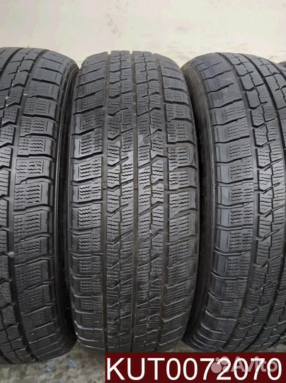 Goodyear UltraGrip Ice Navi Zea 205/60 R16 107U