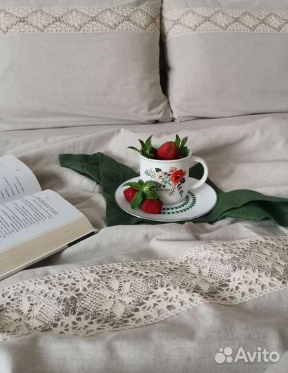 Комплекты лён Евро с кружевом, простыни лён Олива