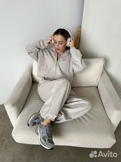 Спортивный костюм новый