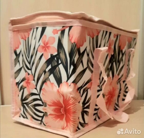 Продаю термосумку 17л