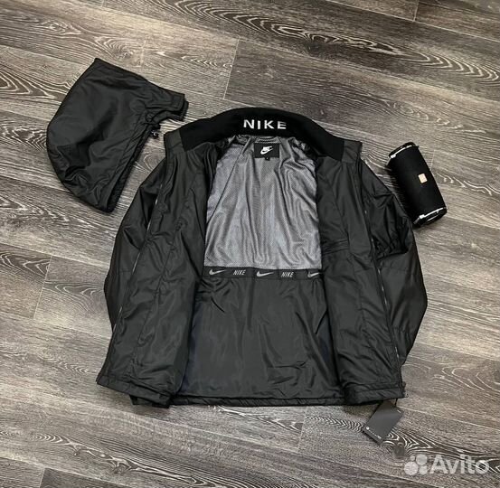 Куртки Nike