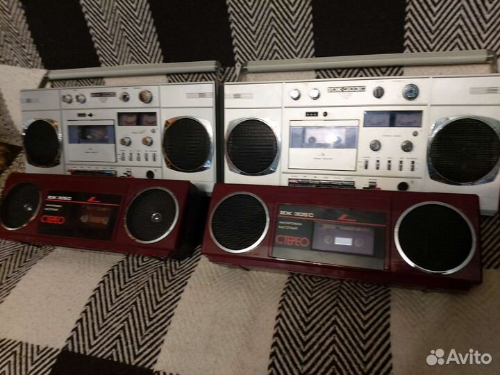 Магнитофоны СССР иж-303С,иж-305С