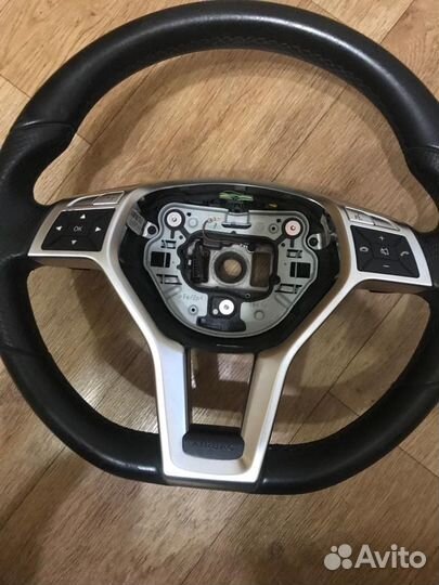 Руль на mercedes w212