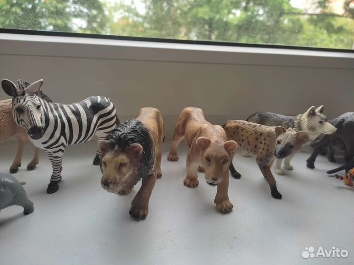 Фигурки животных Schleich, Bullyland, Mojo и др