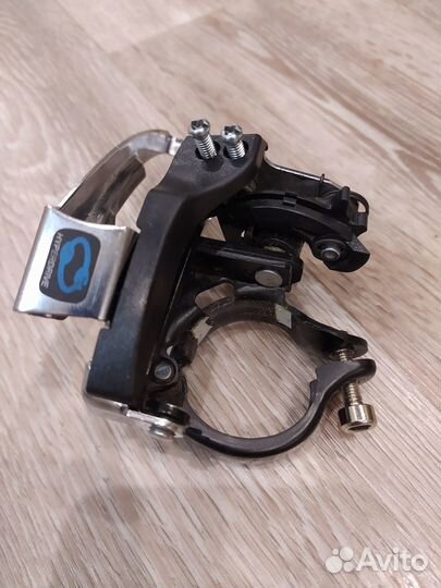 Передний переключатель