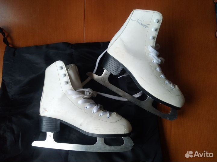 Коньки фигурные 39 размер