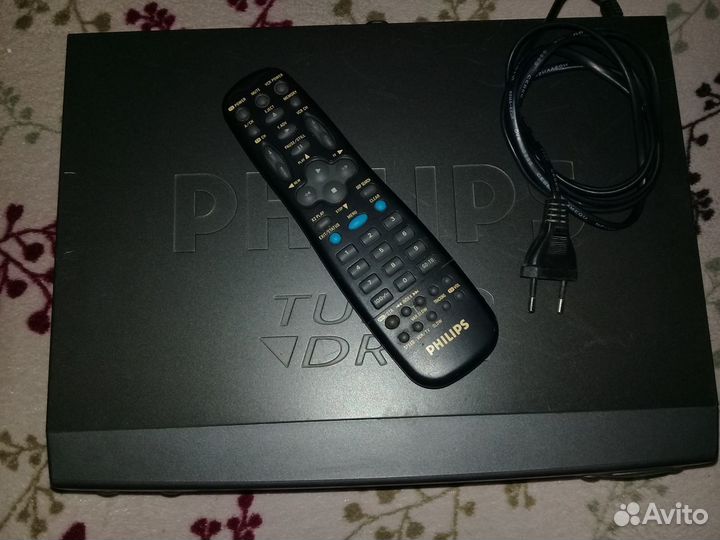 Видеомагнитофон philips