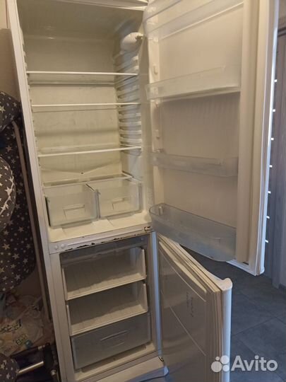 Продам холодильник