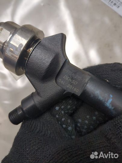 Форсунка топливная Opel Astra H