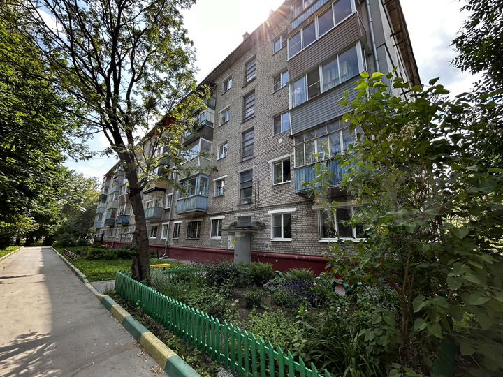 3-к. квартира, 42 м², 5/5 эт.