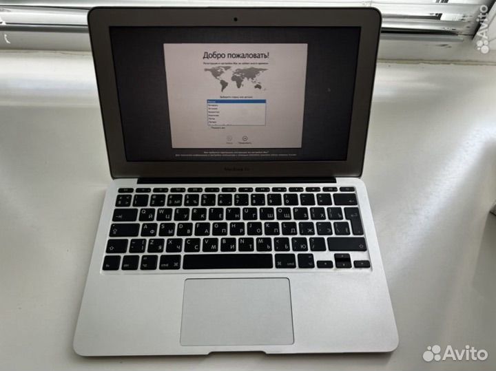Apple MacBook Air 11 2011