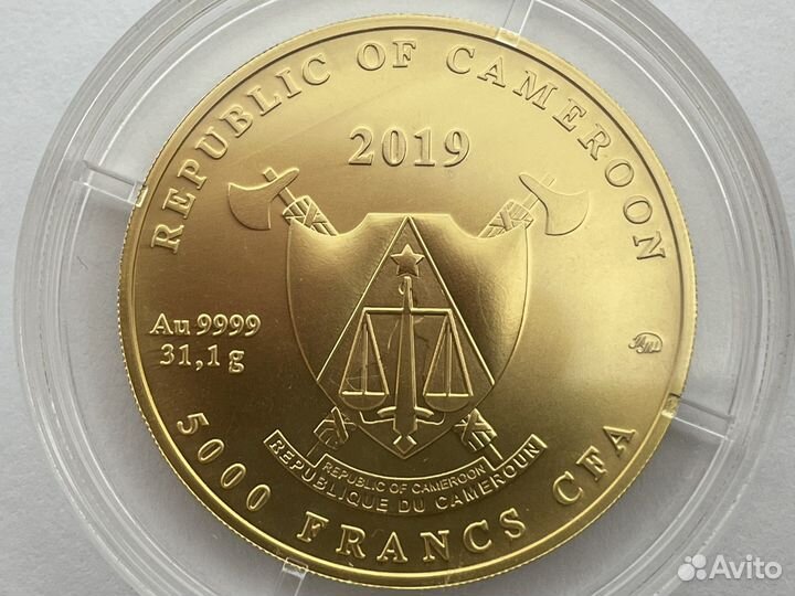 Золотая монета Камеруна 