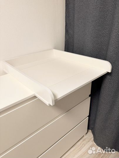 Универсальная пеленальная рамка на комод