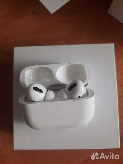 Наушники Apple AirPods Pro