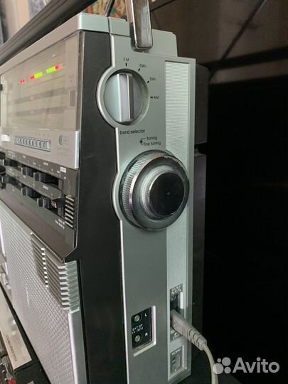 Магнитофон sharp 555