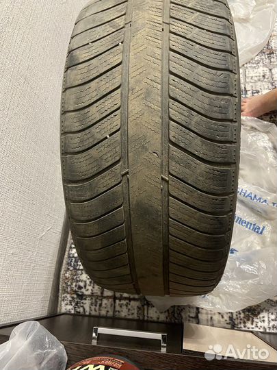 Michelin Alpin 255/40 R20