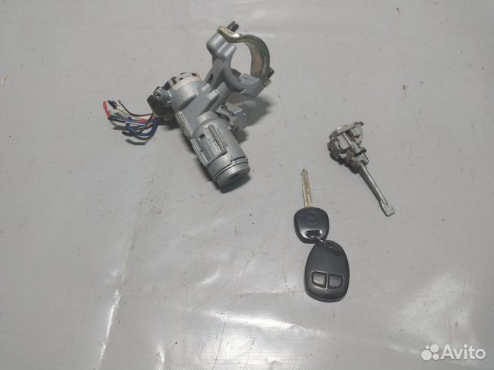 Замок зажигания Geely Mk седан MR479QA 1.5 94 лс