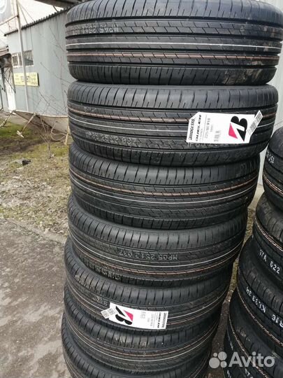 Bridgestone Alenza H/L 33 225/60 R18 100H