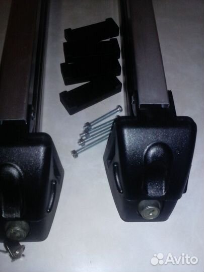 Багажник лыжный 3-4-5 парлыжсноуборд новый ключ