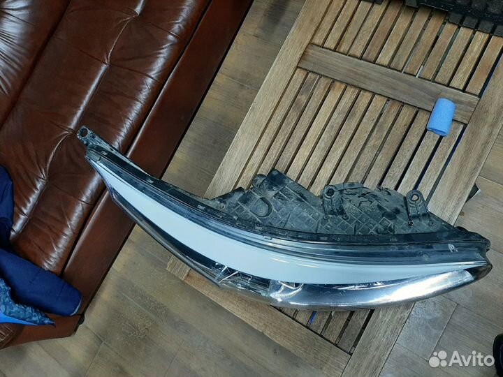 Фара правая Kia Ceed 2 JD 92102A2060