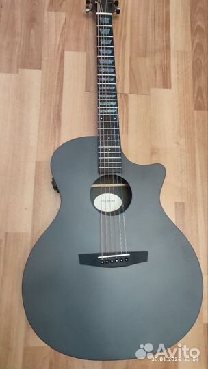 Гитара трансакустическая