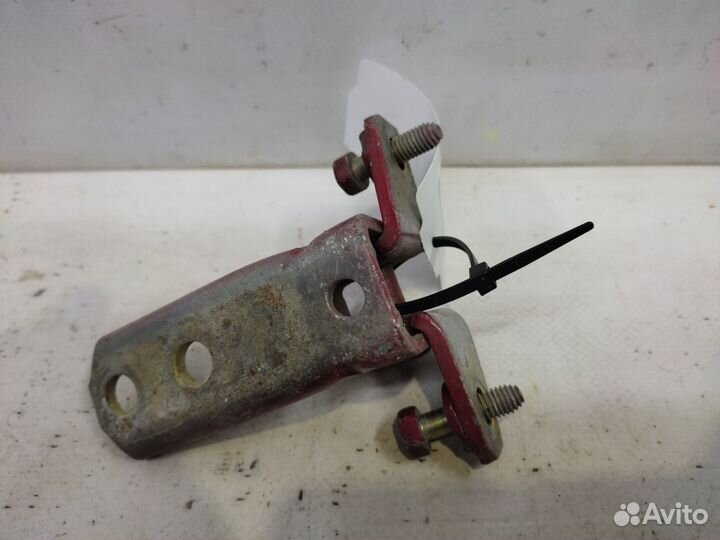 Петля двери передняя правая Mitsubishi Lancer 9 CS