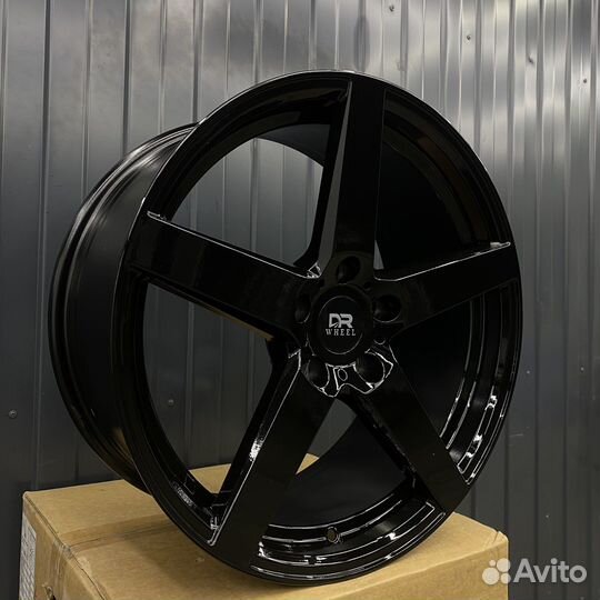 Диски 18 дюймов 5/114,3