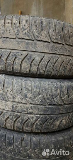 Bridgestone Blizzak Ice 225/55 R17 101