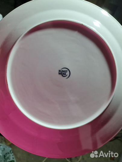 Набор больших тарелок для подачи блюд