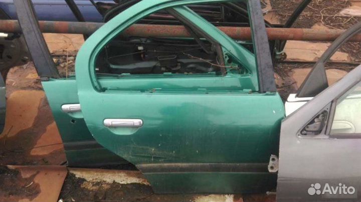 Дверь Nissan Primera P10