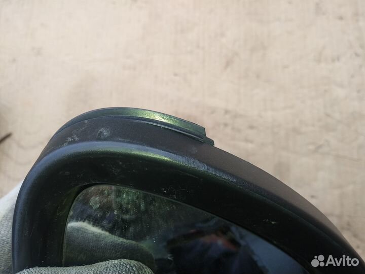 Зеркало левое Kia Rio 4
