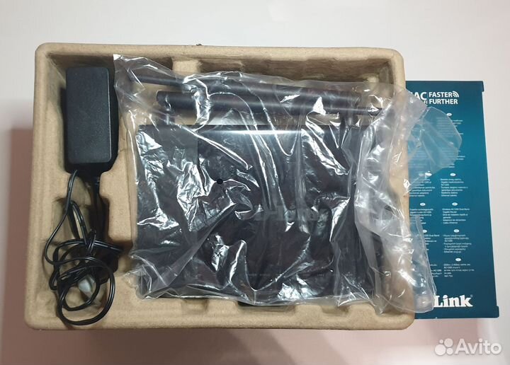 Роутер D-Link Dir-825