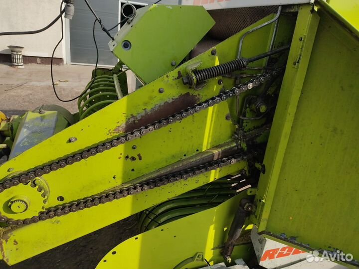 Пресс-подборщик Claas Rollant 44, 1990