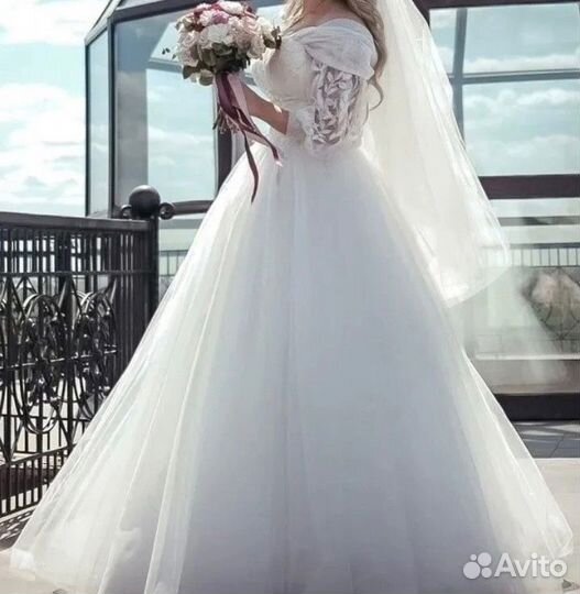 Свадебное платье