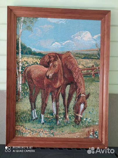 Картина в раме гобелен лошади