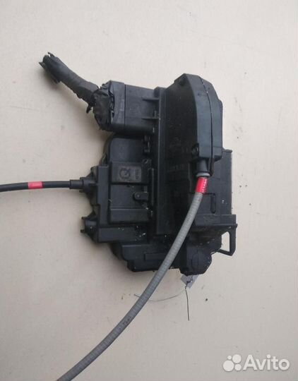 Активатор замка двери Nissan Note