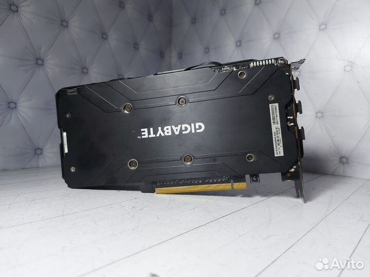Игровая видеокарта Gigabyte RX 580 8gb