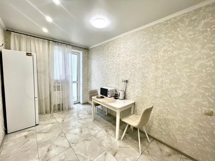 1-к. квартира, 43 м², 6/10 эт.