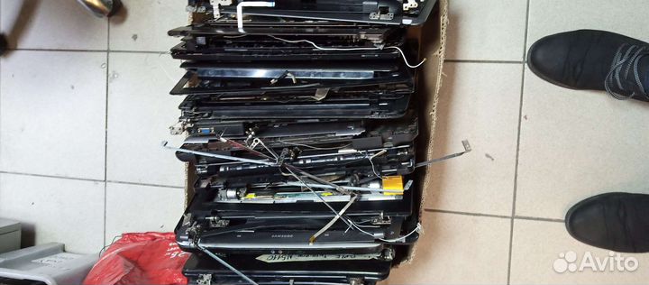 Корпус, петли, рамки матрицы, asus, acer, samsung