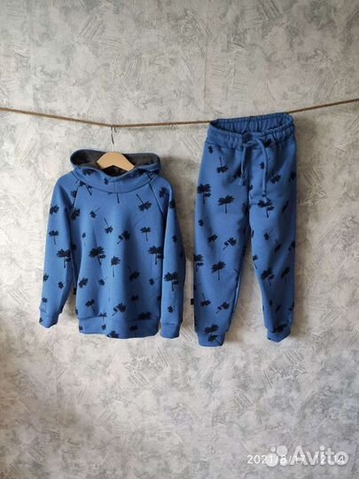 Трикотажный костюм