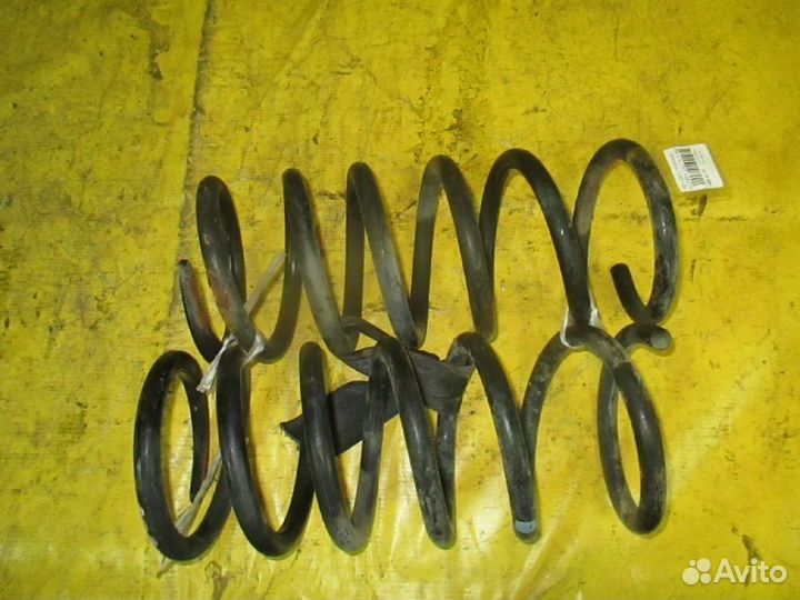 Пружина задняя Toyota Estima ACR40W